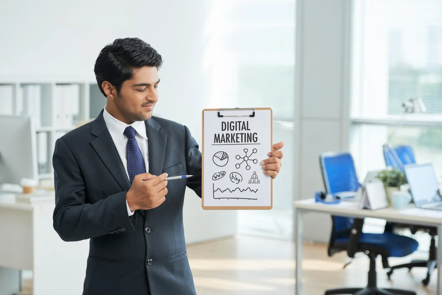How to Start a Career in Digital Marketing